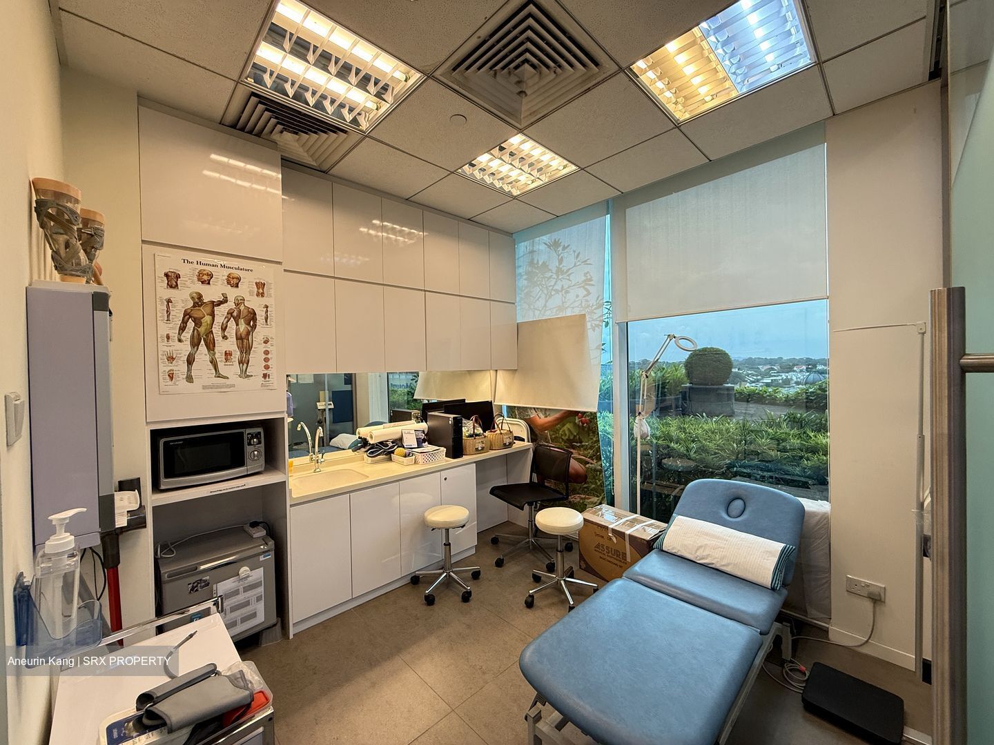 SQUARE 2 (D11), Office #490673031